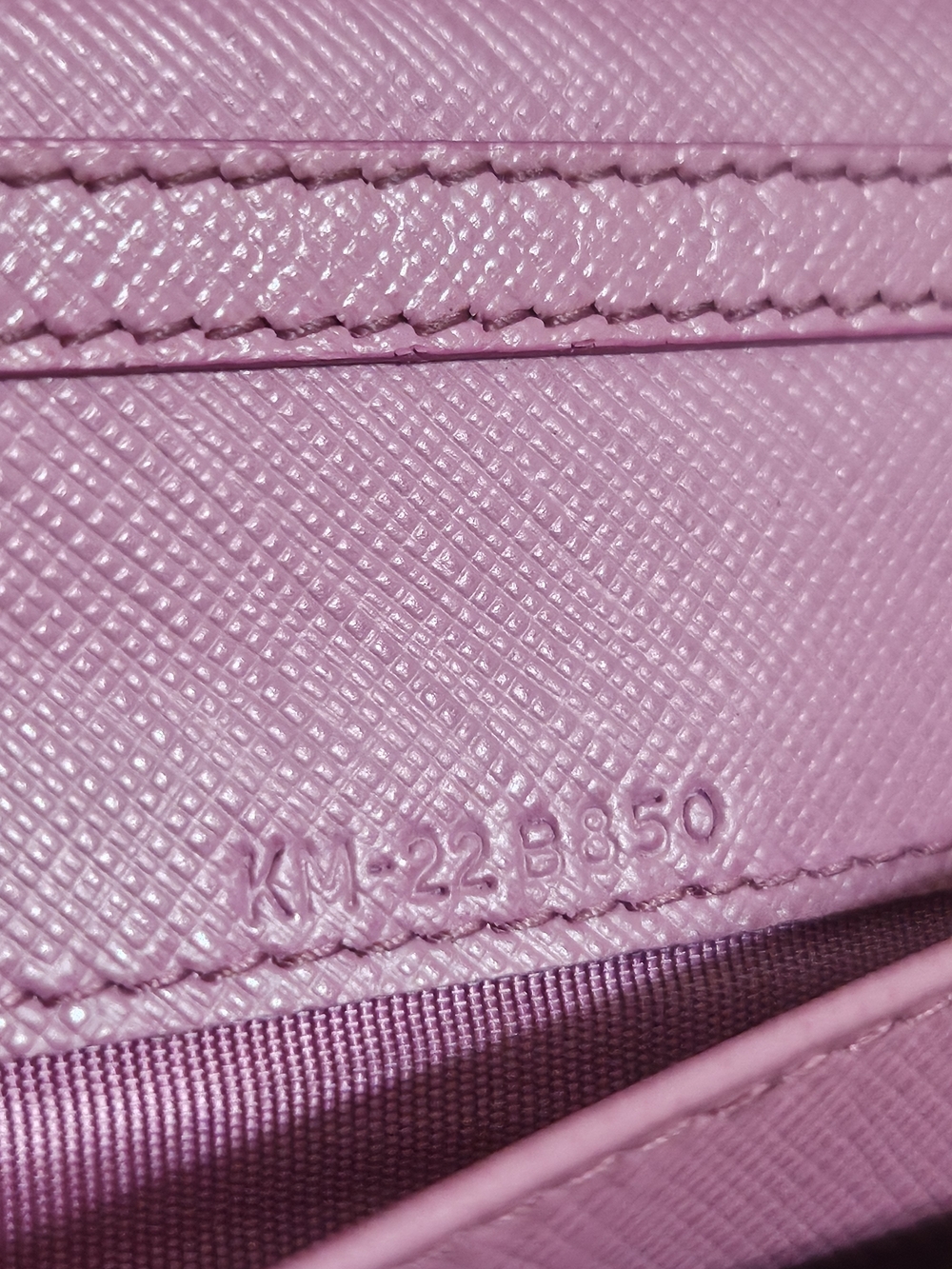 Salvatore Ferragamo Miss Vara Wallet On Chain - Picture 11 of 14